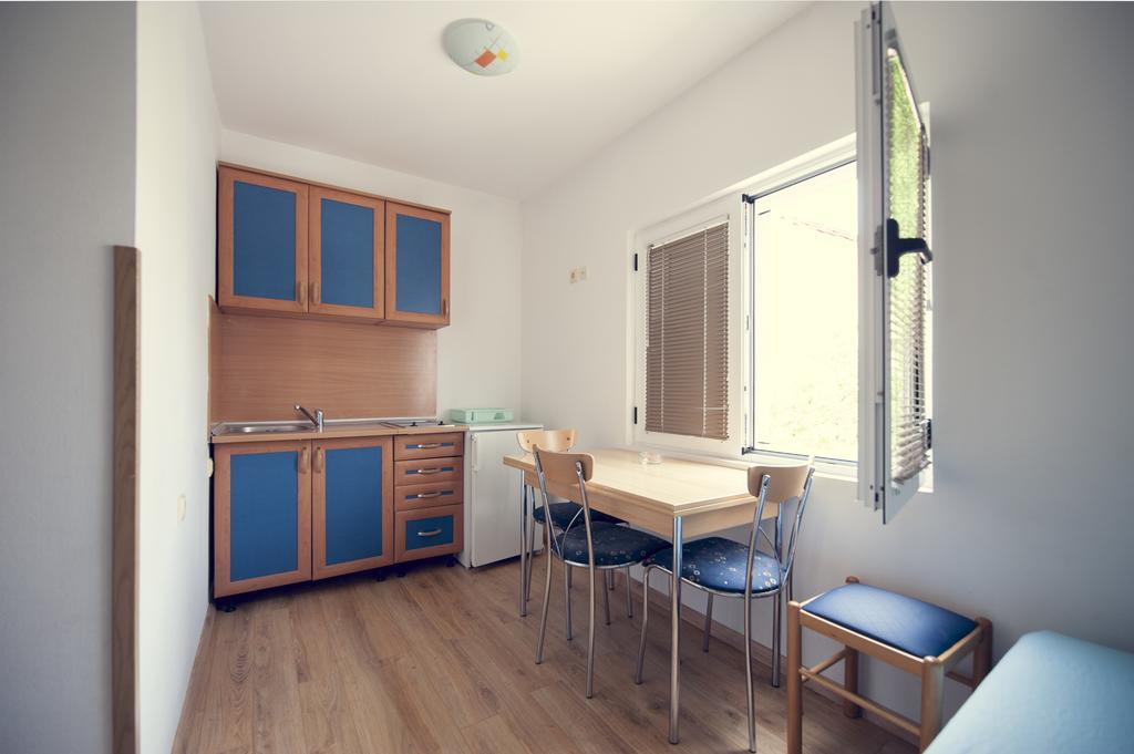 Lyon Apartments Будва Номер фото