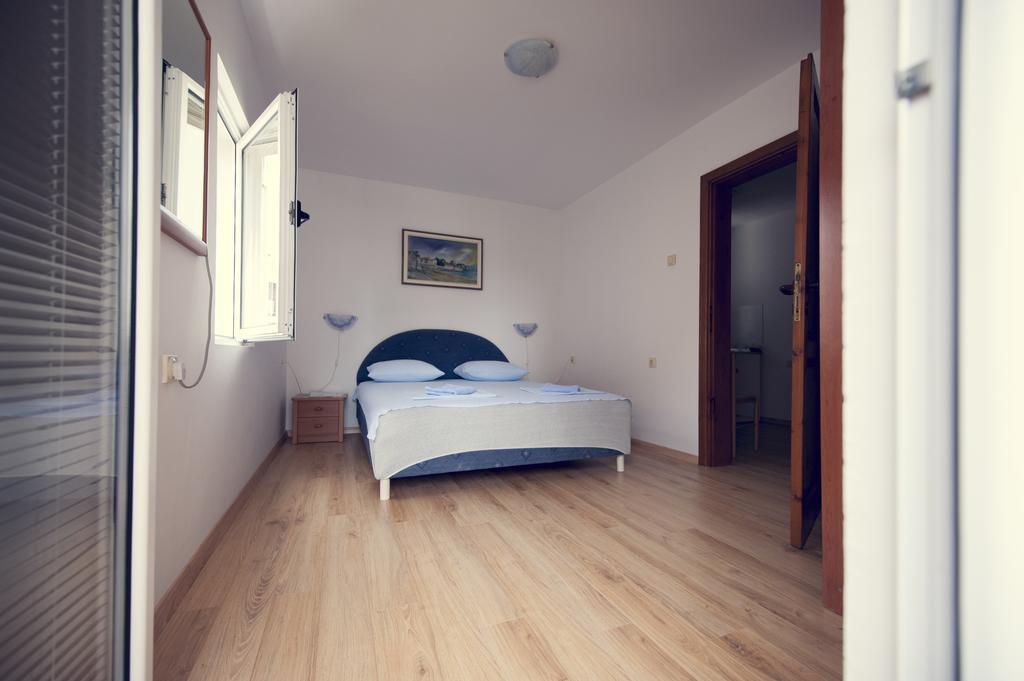 Lyon Apartments Будва Номер фото