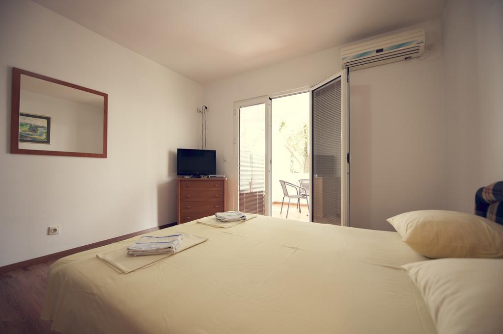 Lyon Apartments Будва Номер фото